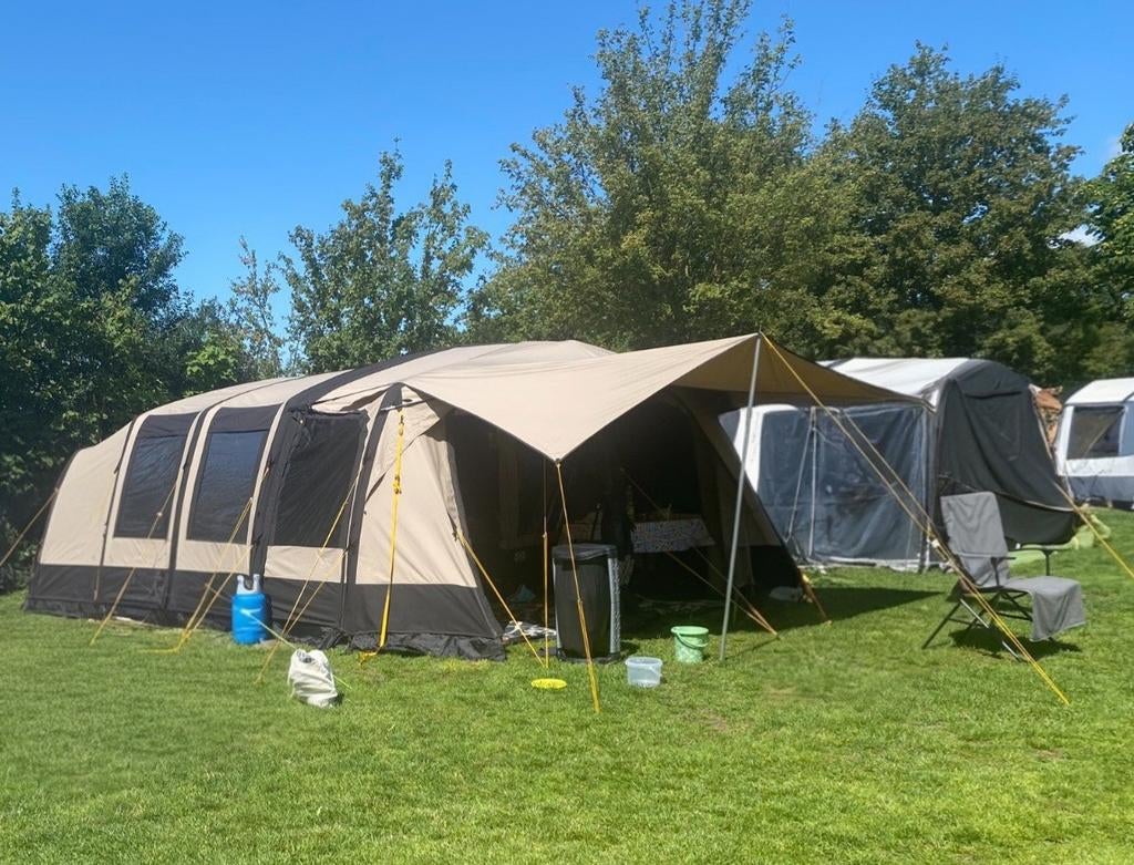 Redwood Navarro 440 Air 3wk gebruikt! 6 pers. Opblaas tent, Ophalen, Zo goed als nieuw, Tot en met 6