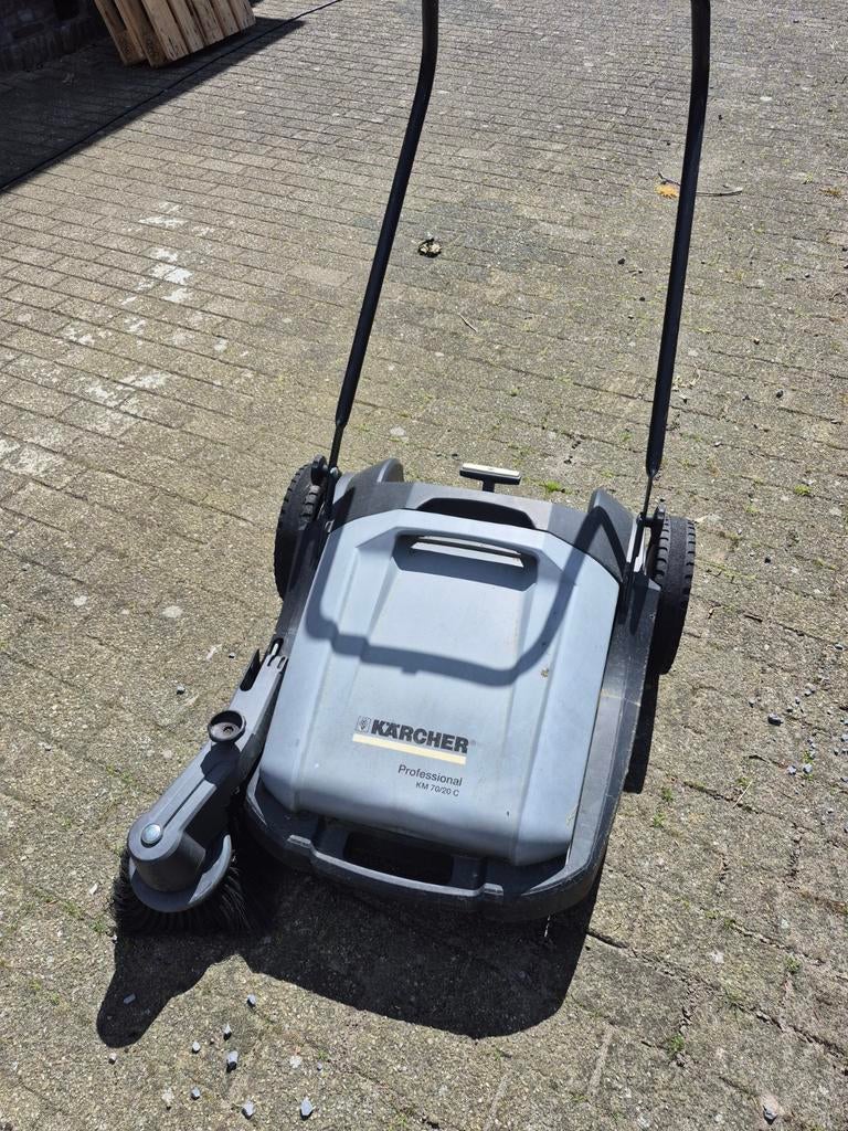 Kärcher Professional KM 70/20 C Veegmachine, Tuin en Terras, Veegmachines, Ophalen of Verzenden, Gebruikt, Kärcher