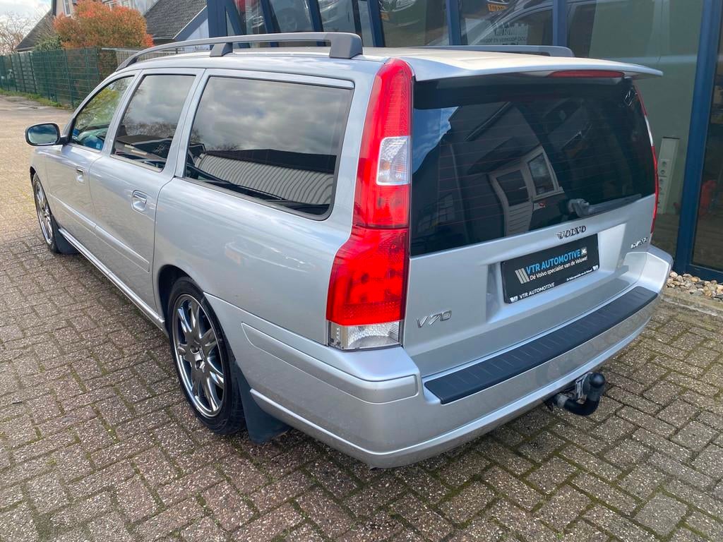 Volvo V70 2.4 Edition Classic 170PK Youngtimer, Auto's, Voorwielaandrijving, Gebruikt, Zwart, Leder en Stof