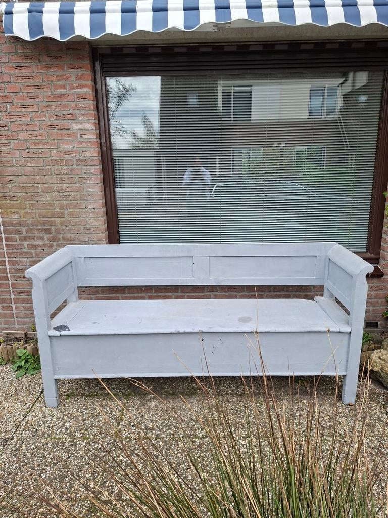 Charmante grote klepbank., Ophalen