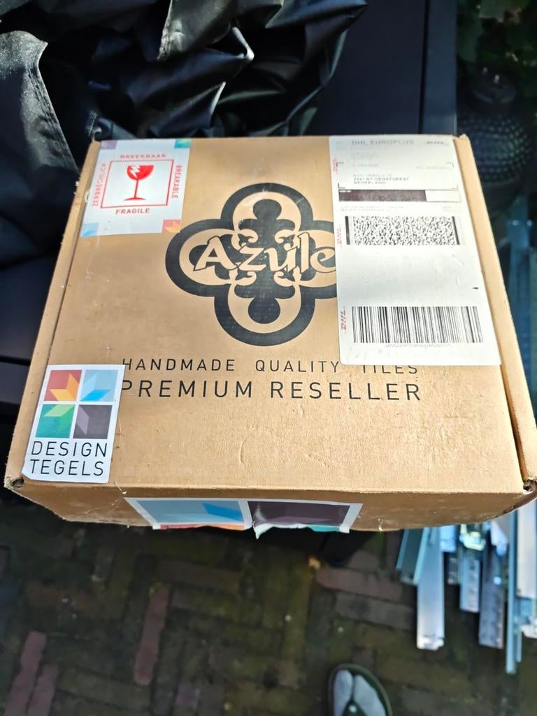 Azule Design Tegels - Nieuw in doos, Nieuw, Ophalen of Verzenden, 20 tot 40 cm, Minder dan 5 m²