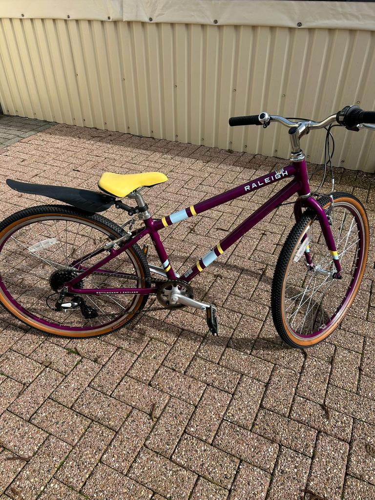 Raleigh fiets, Ophalen of Verzenden, Zo goed als nieuw, Aluminium, 24 inch of meer