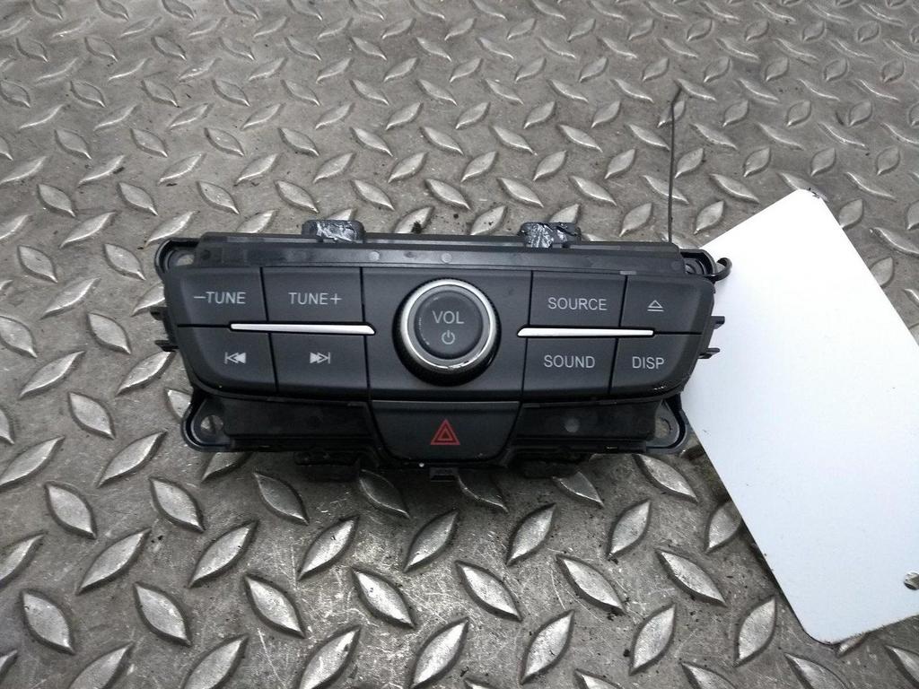 FORD FOCUS C MAX 2.0L Duratorq (110kW/150PS) RADIO 2017, Ophalen of Verzenden, Gebruikt, Stiba lid