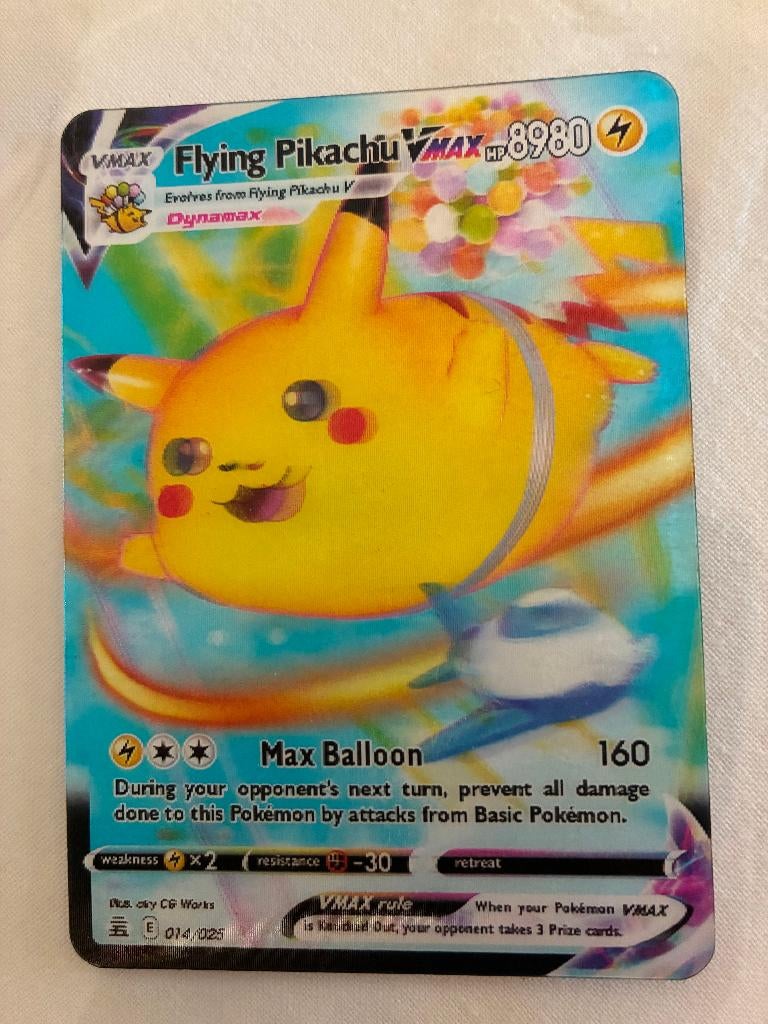 Pokemon kaart: Vmax Flying Pikachu, Ophalen, Zo goed als nieuw, Losse kaart, Foil