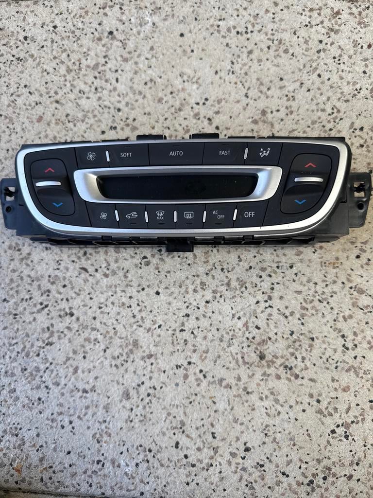 Kachelbedieningspaneel Renault Grand Scénic 2011, Ophalen, Gebruikt, Renault