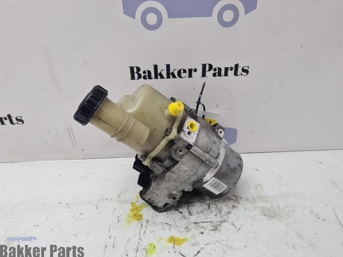 Stuurbekrachtiging Pomp van een Dacia Logan, Dacia, Gebruikt, -, -