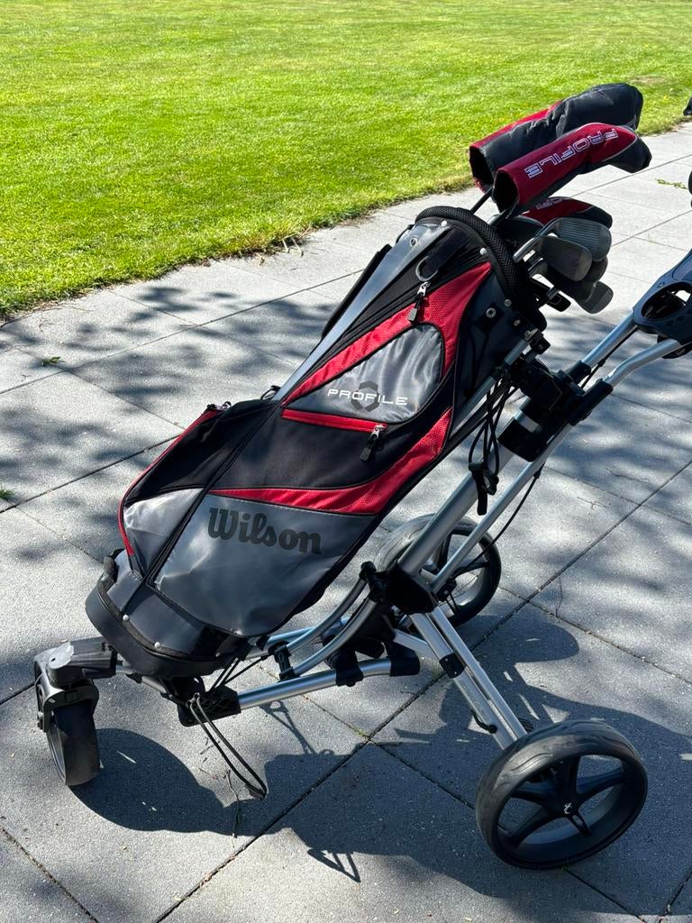 Bijna nieuwe golfset compleet met golftrolley en ballen, Sport en Fitness, Golf, Ophalen, Zo goed als nieuw, Golfkar