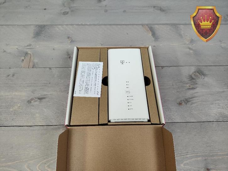 Huawei B618-22D LTE WiFi Router - Nieuw, Computers en Software, Routers en Modems, Nieuw, Router met modem, Ophalen of Verzenden