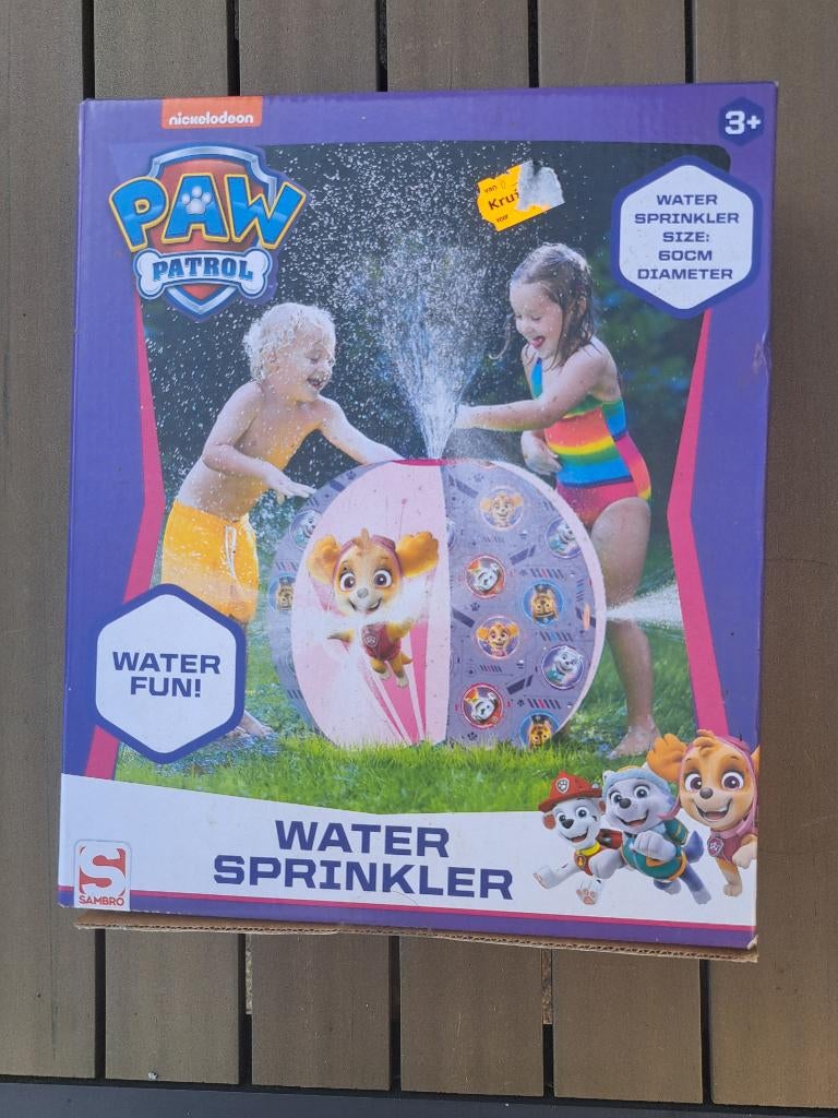 SPUITENDE WATERBAL, Ophalen, Gebruikt
