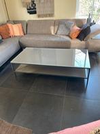 Rolf benz salontafel met dubbele glasplaat en metalen frame, Ophalen, 100 tot 150 cm, 50 tot 100 cm, Minder dan 50 cm