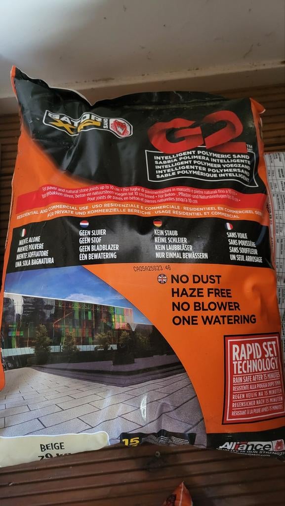 2 zakken onkruidwerend Gator XP G2 polymeerzand Beige, Ophalen, Nieuw, Voegzand