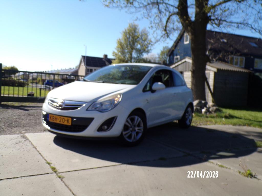 Opel CORSA 1.2-16V Selection, Voorwielaandrijving, Euro 5, Gebruikt, Zwart
