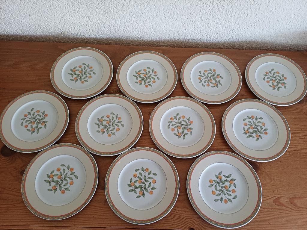 Koffietijd servies  gebaksbordjes 11 stuks, Huis en Inrichting, Ophalen of Verzenden, Zo goed als nieuw, Bord(en), Overige stijlen