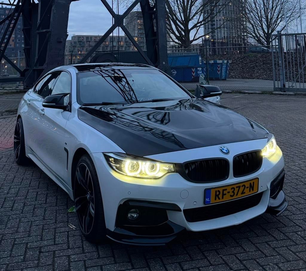 BMW 420i 2017 NAP M pakket | Carplay | 440i uitlaat | Leder, Auto's, Automaat, Zwart, Wit, Particulier