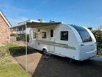 Adria Adora 573PT - Ruime gezinscaravan met stapelbed, Caravans en Kamperen, Vast bed, Rondzit, Particulier, Adria