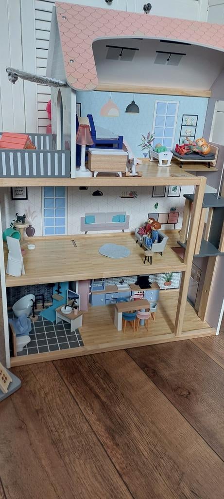 Lupilu Poppenhuis XXL met kinderkamer en pizzeria, Ophalen, Zo goed als nieuw, Poppenhuis