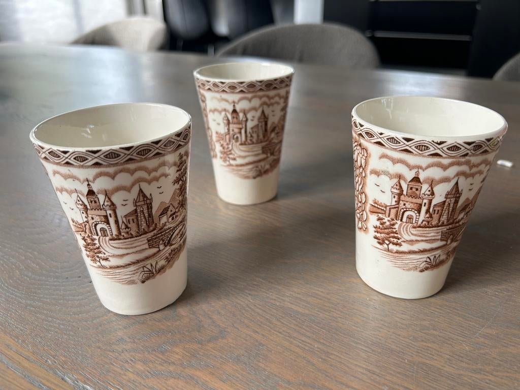 Petrus Regout & co 3 Maastricht British Castles bekers, Ophalen of Verzenden