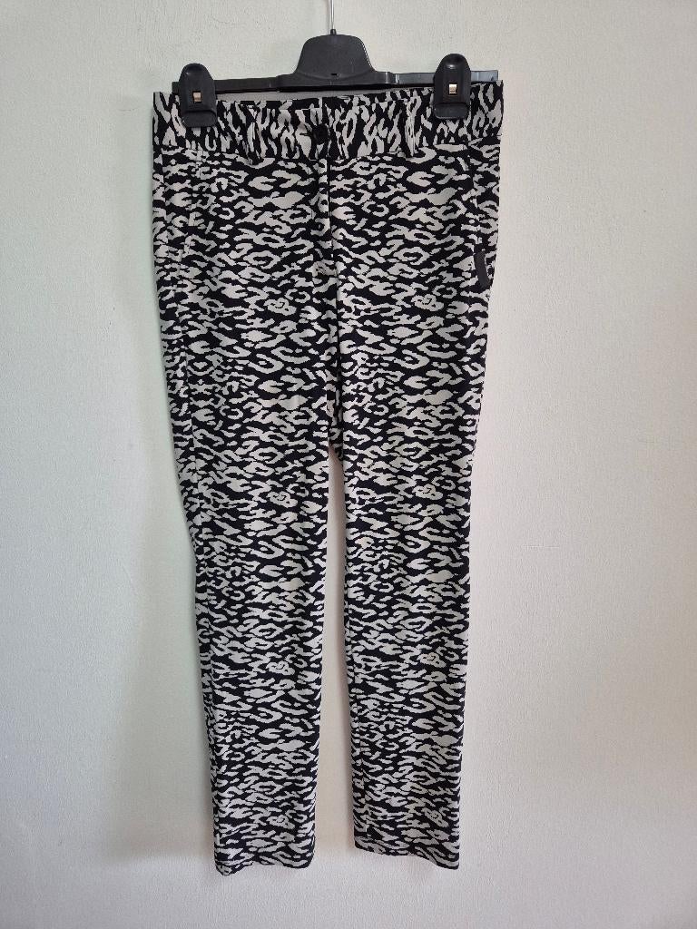 Br16 - Zwart met creme Penn Ink broek maat 36 (1), Kleding | Dames, Broeken en Pantalons, Zo goed als nieuw, Maat 36 (S), Zwart