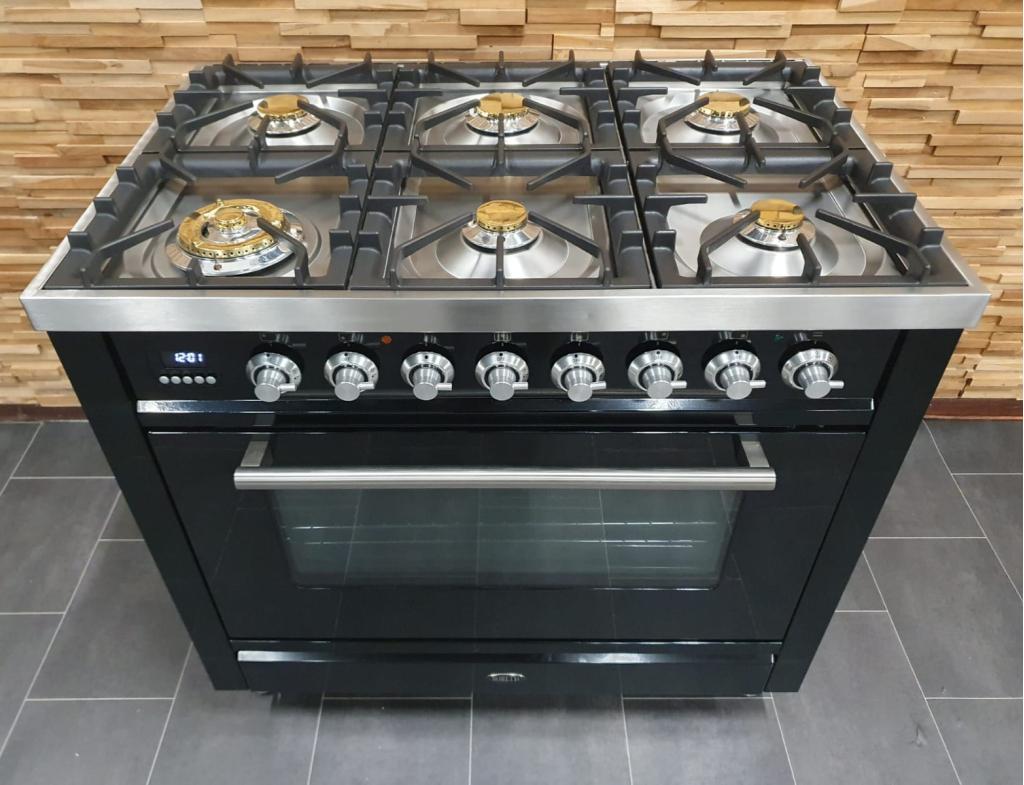 Luxe Boretti Fornuis 90cm hoogglans zwart 300 oven 6 pits, Niet ingevuld, 60 cm of meer, Niet ingevuld, Ophalen of Verzenden