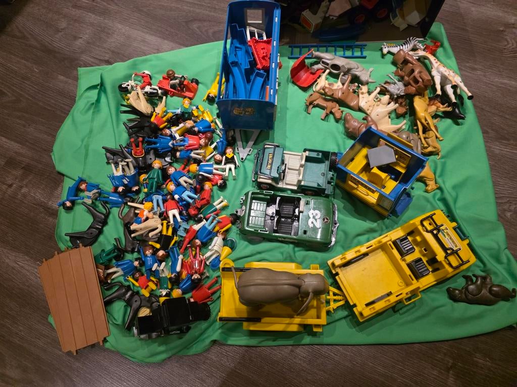 Gros Lot De Playmobil – Occasion – Parfait Pour Compléter Une Collection