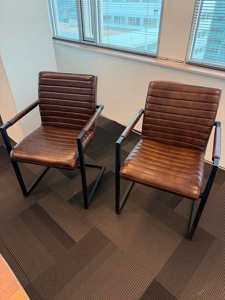 WOOOD eetkamerstoelen, Gebruikt, Bruin, Leer, Ophalen of Verzenden