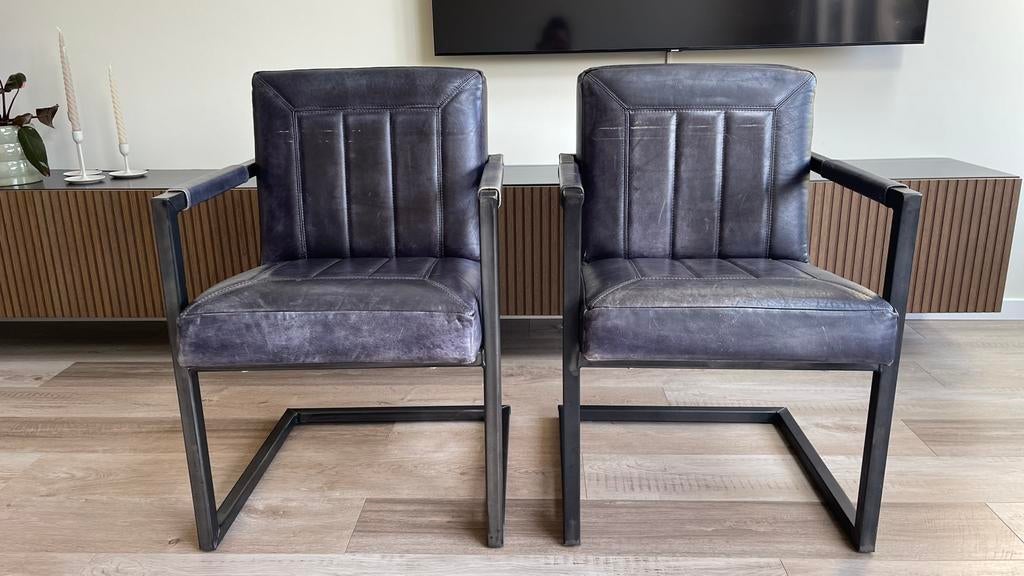 Leren stoelen (buffel), Ophalen, Gebruikt, Leer, Twee