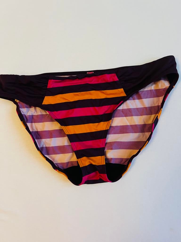 Bikini broekje 44-46 Prima Donna, Kleding | Dames, Badmode en Zwemkleding, Ophalen of Verzenden, Gedragen, Overige kleuren, Bikini