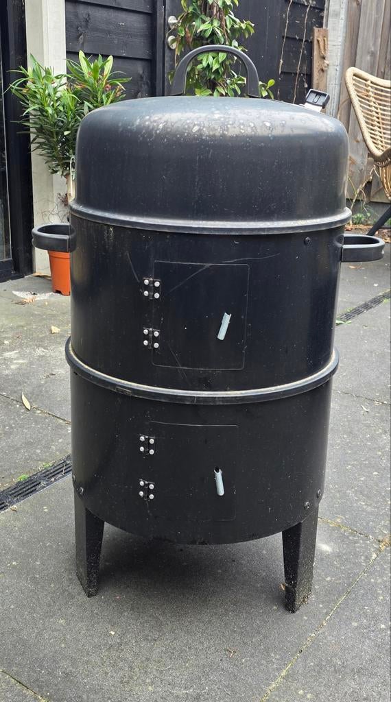 Zwarte bbq rookton, Ophalen, Gebruikt, Met accessoires