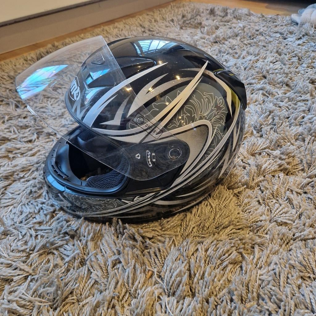 MTR motorhelm - zo goed als nieuw, Motoren, Ophalen of Verzenden