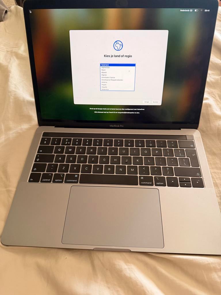 MacBook Pro 13 inch 2019 Retina Touch Bar, Computers en Software, Apple Macbooks, MacBook Pro, Gebruikt, 2 tot 3 Ghz, Qwerty