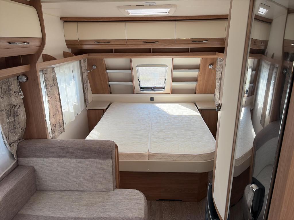 Hobby De Luxe 460 SFF Mover/Fietsdrager, Caravans en Kamperen, Caravans, Hobby, Schokbreker, Bedrijf, Tot en met 3