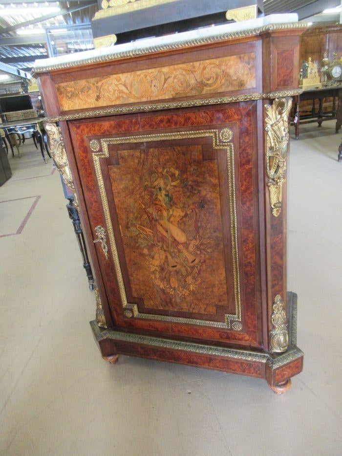 Oer 10454 ANTIEKE kast ingelegd muziek onderwerpen en brons, Antiek en Kunst, Ophalen