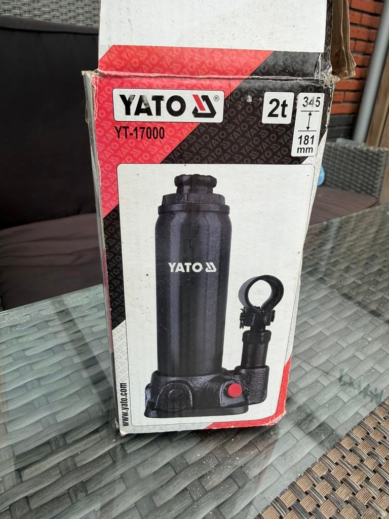 Nieuw Yato hydraulische krik,YT -17000 voor 2 ton, Ophalen, Zo goed als nieuw, Hydraulisch, Garagekrik