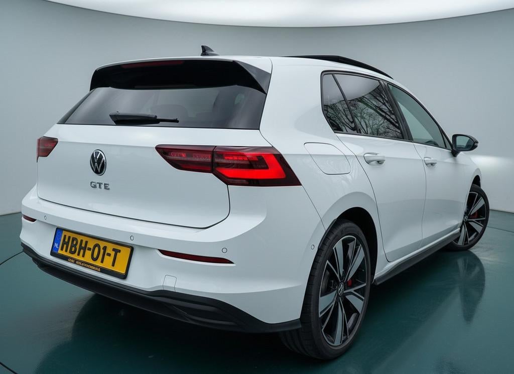 Volkswagen Golf GTE 245PK HYBRID SPORT TREKHAAK/CAMERA/IQ-LI, Auto's, Volkswagen, 12 maanden, Gebruikt, Euro 6, 4 cilinders