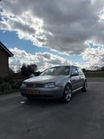 Volkswagen Golf 1.6 81KW FSI 3D 2003 Grijs, Auto's, Volkswagen, Voorwielaandrijving, 4 cilinders, 49 €/maand, 1200 kg