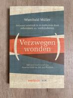 Verzwegen wonden van Wunibald Müller, Ophalen of Verzenden, Zo goed als nieuw