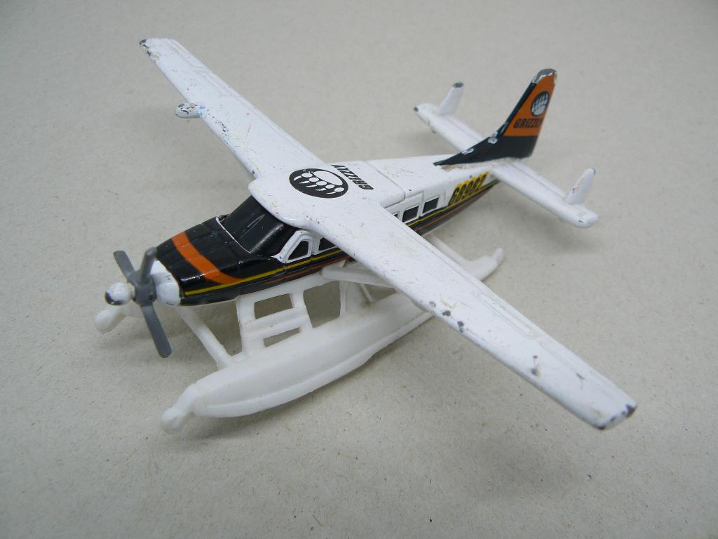 Mattel/Matchbox Cessna, Ophalen of Verzenden, Gebruikt, Schaalmodel