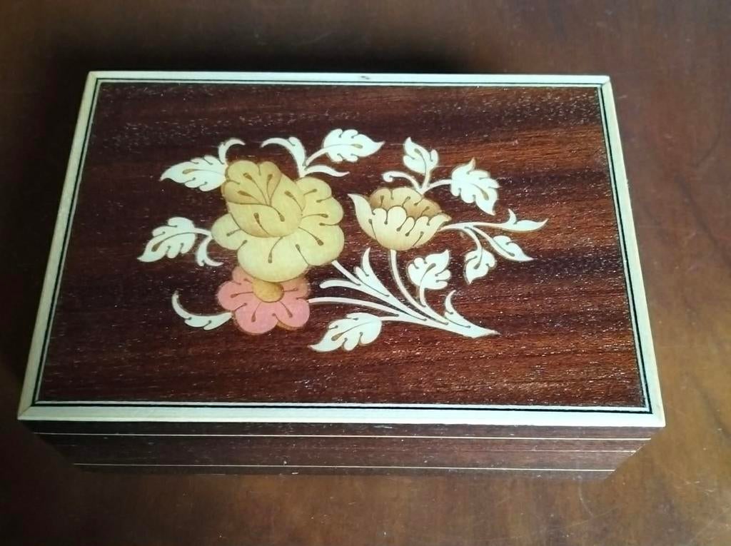 Vintage Italiaanse houten sieradendoos met inlegwerk, Antiek en Kunst, Ophalen of Verzenden