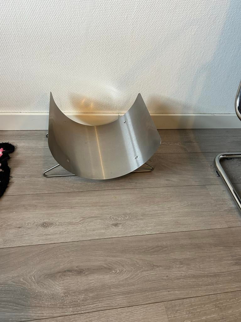 Metalen lectuurbak of haardblokkenhouder, Huis en Inrichting, Woonaccessoires | Krantenbakken en Lectuurbakken, Ophalen of Verzenden