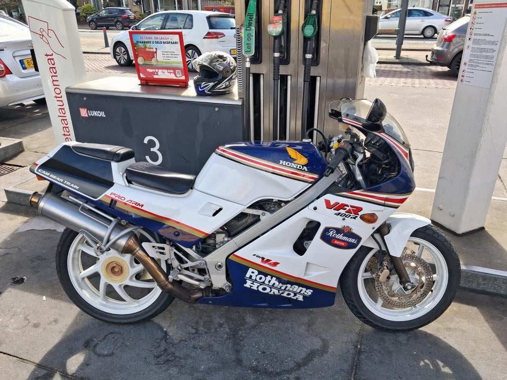 Honda VFR 400R Rothmans bj1987, 400 cc, 4 cilinders, Meer dan 35 kW, Sport
