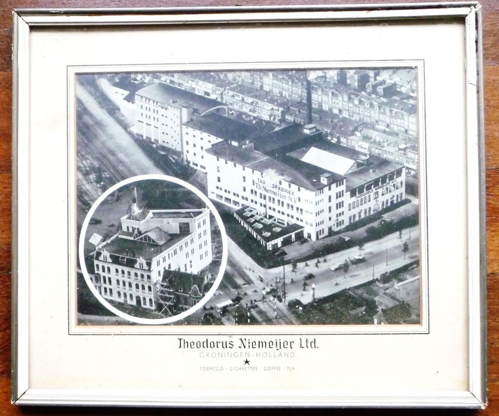 Oude luchtfoto van de nieuwe AI fabriek in Niemeyer gebouw, Verzamelen, Foto's en Prenten, Gebruikt, Foto, Ophalen of Verzenden