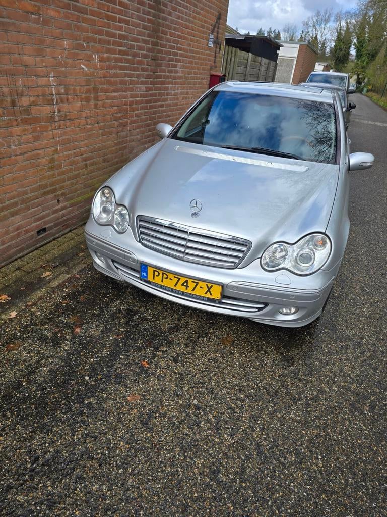 Mercedes-Benz C-Klasse 1.8 automaat, Ophalen