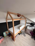 Moet nu weg | Bedhuisje (incl. trappetje en glijbaan), Ophalen, Zo goed als nieuw, Halfhoogslaper