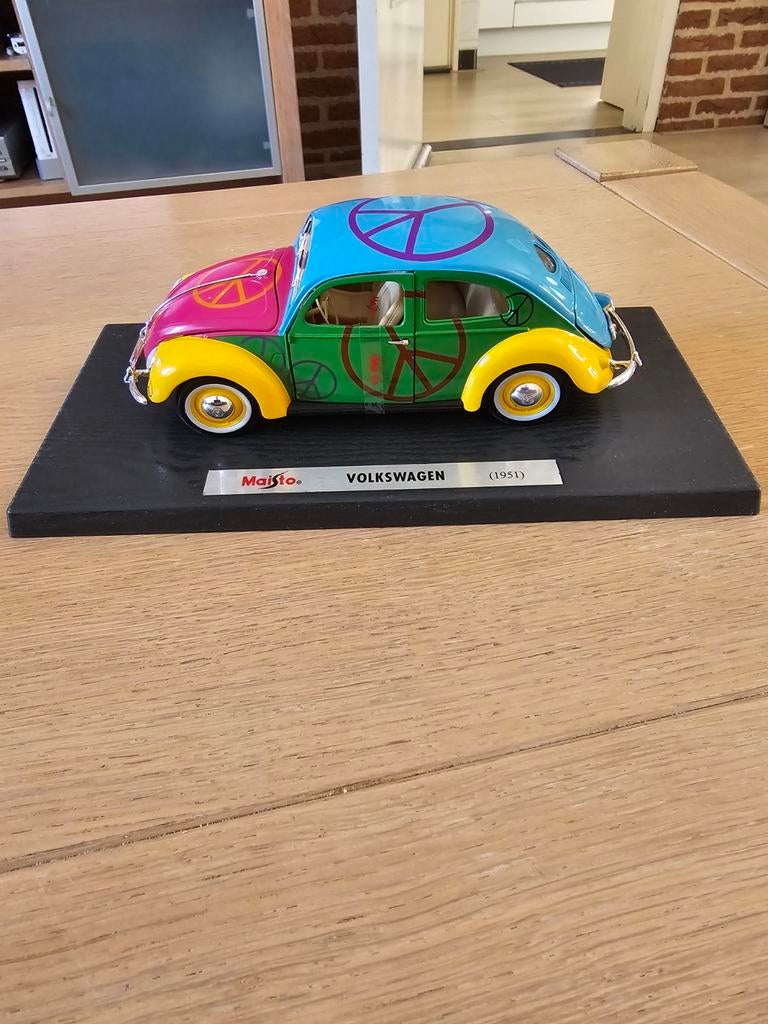 TE KOOP MOOIE MAISTO VOLKSWAGEN 1951 SCHAAL1:18, Hobby en Vrije tijd, Modelauto's | 1:18, Ophalen of Verzenden, Zo goed als nieuw