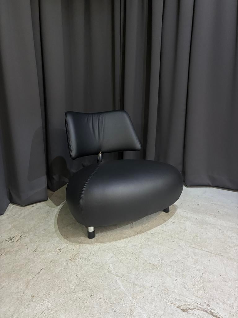 Leolux Pallone fauteuil - Nieuw Zwart leer, Huis en Inrichting, Fauteuils, Ophalen, Leolux, ., Zo goed als nieuw