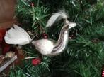 mooie oudere zilveren vogel met veren staart en hoofdpluim, Diversen, Kerst, Ophalen of Verzenden, Gebruikt