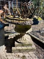 Grote mooie brocante tuinvaas heeft 2 delen, Tuin en Terras, Ophalen of Verzenden, Zo goed als nieuw