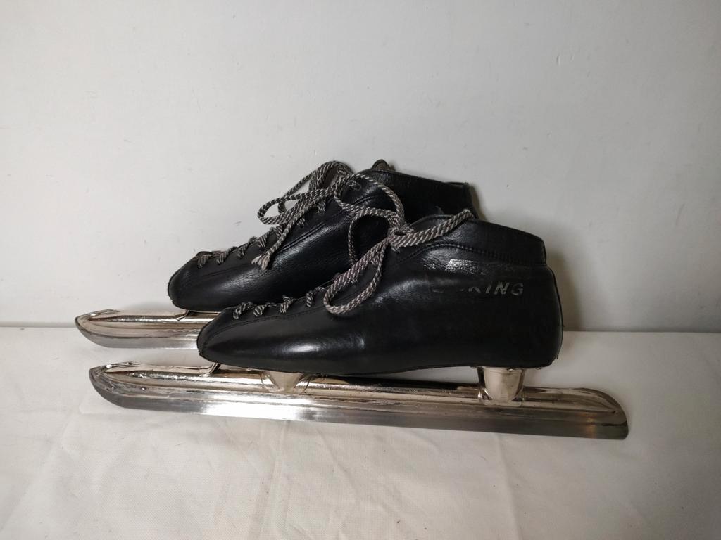 S644 Viking Lage Noren maat 37 geslepen, Sport en Fitness, Schaatsen, Viking, Gebruikt, Viking, Almere