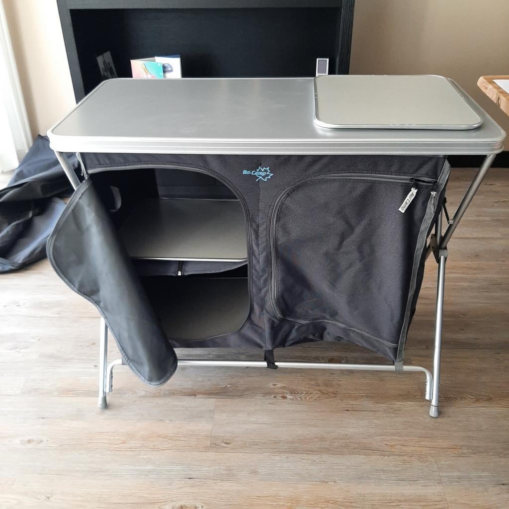 Bo camp kast, Ophalen, Zo goed als nieuw, Campingkast