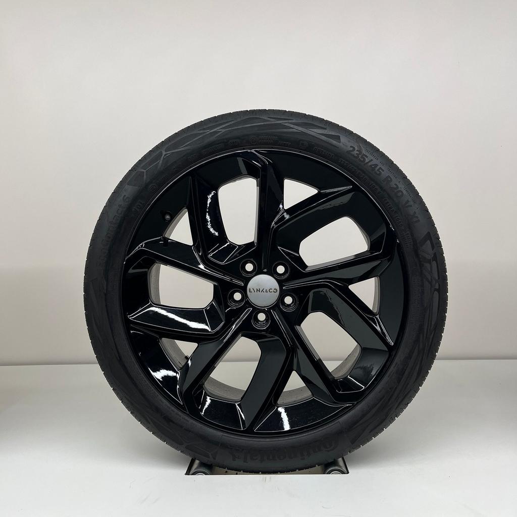 Lynk en Co - 01 - zomerbanden, Auto-onderdelen, Banden en Velgen, Gebruikt, Banden en Velgen, Ophalen of Verzenden, 235 mm